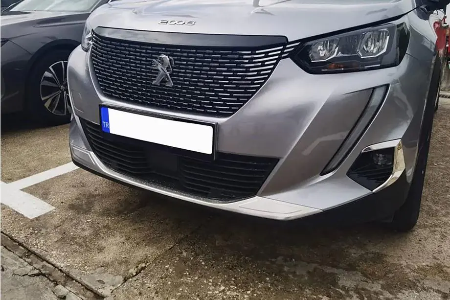 Peugeot 2008 2019- Copertura protettiva paraurti anteriore (2 pz, acciaio inox) Image