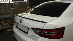 Skoda Superb 2015-2024 Spoiler (primer per verniciatura) foto 2