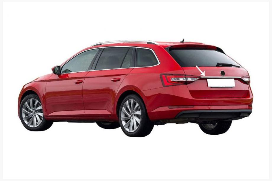 Skoda Superb 2015-2024 Modanatura sopra targa SW (acciaio inox) Image