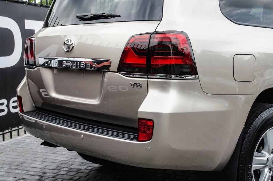 Toyota Land Cruiser 200 2007-2021 Fanali Posteriori 2007-2015 V2 (Design 2016+) Image