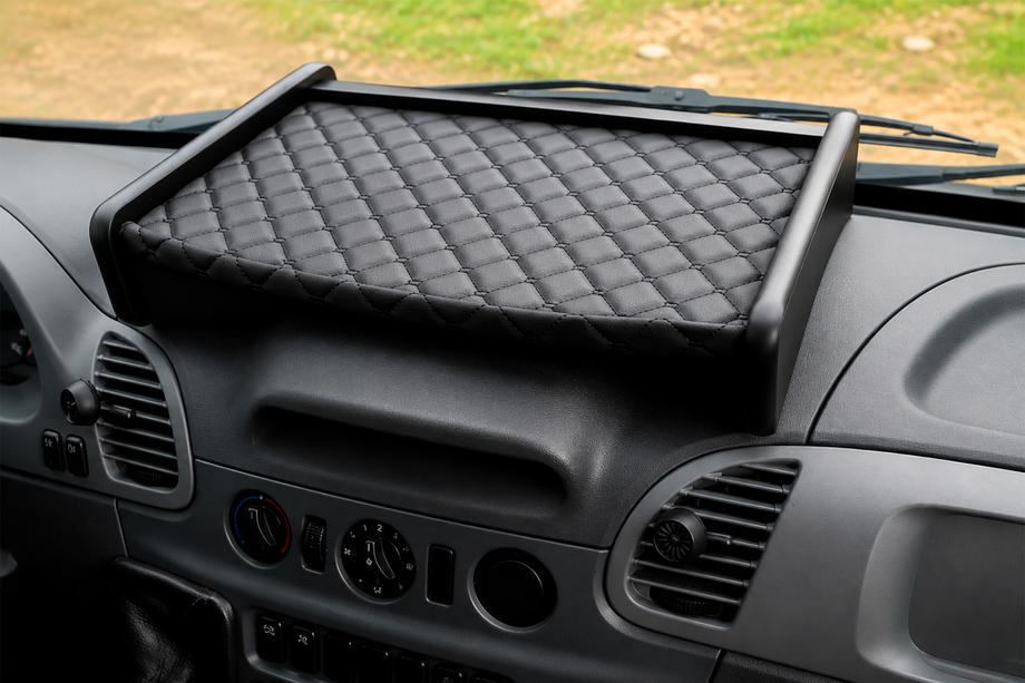 Mercedes Sprinter W901/902/903/904/905 1995–2006 Mensola cruscotto (2000-2006, Nera con cuciture nere) CDI Image