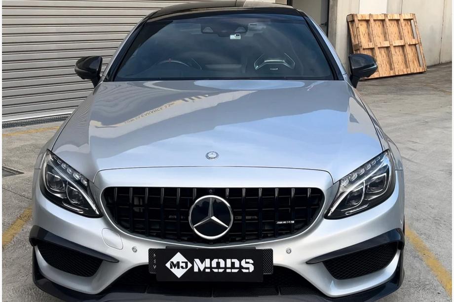 Mercedes C-class W205 2014-2021 Griglia Anteriore Panamericana GT Nera (per Avantgarde/AMG-Line/C43 AMG) 2014-2021, senza telecamera Foto 6