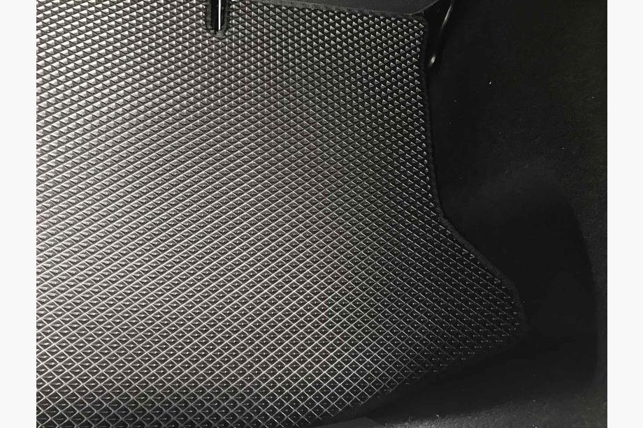 Ford Fiesta 2008-2017 Tappetino bagagliaio HB (EVA, Nero) Foto 4
