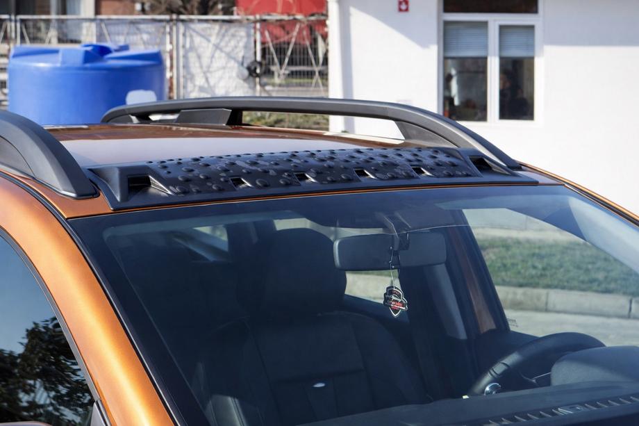 Dacia Duster 2018-2024 Visiera Parabrezza EuroCap Image