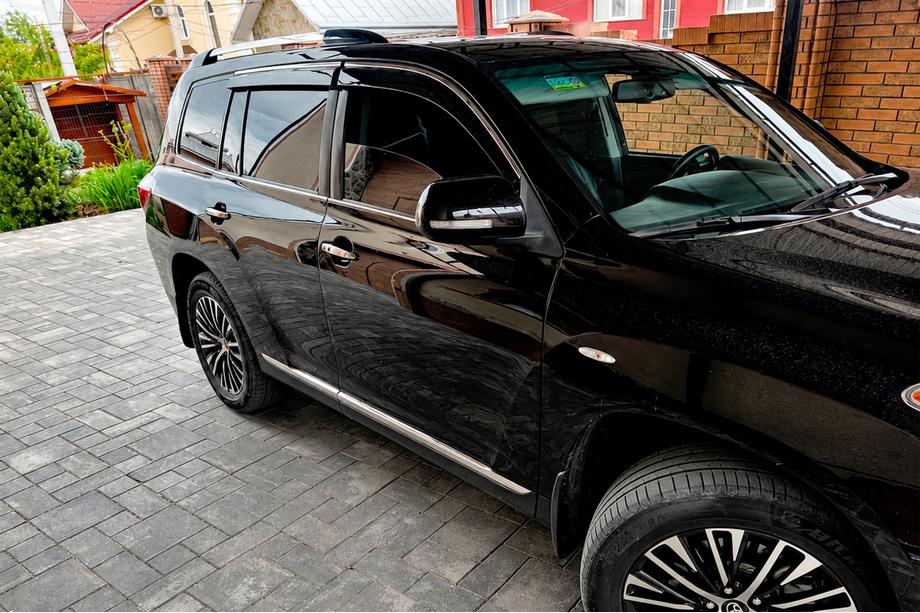 Toyota Highlander 2008-2013 Deflettori finestrini con profilo cromato (4 pz, Niken) Foto 6