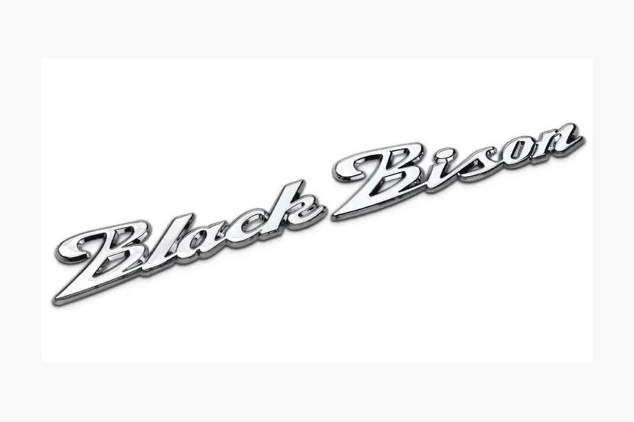 Mercedes-Benz Scritta Black Bison Image