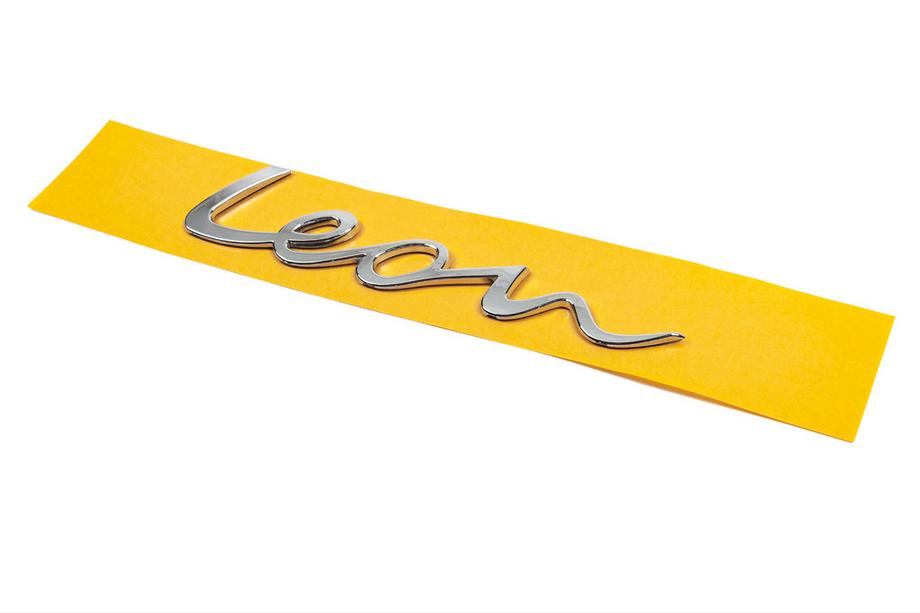 Seat Leon 2020- Scritta Leon 5FA8536873Q7 (189mm x 40mm) Foto 2