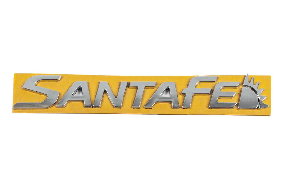 Hyundai Santa Fe 4 2018-2023 Scritta SantaFe (210mm x 30mm) Foto 1