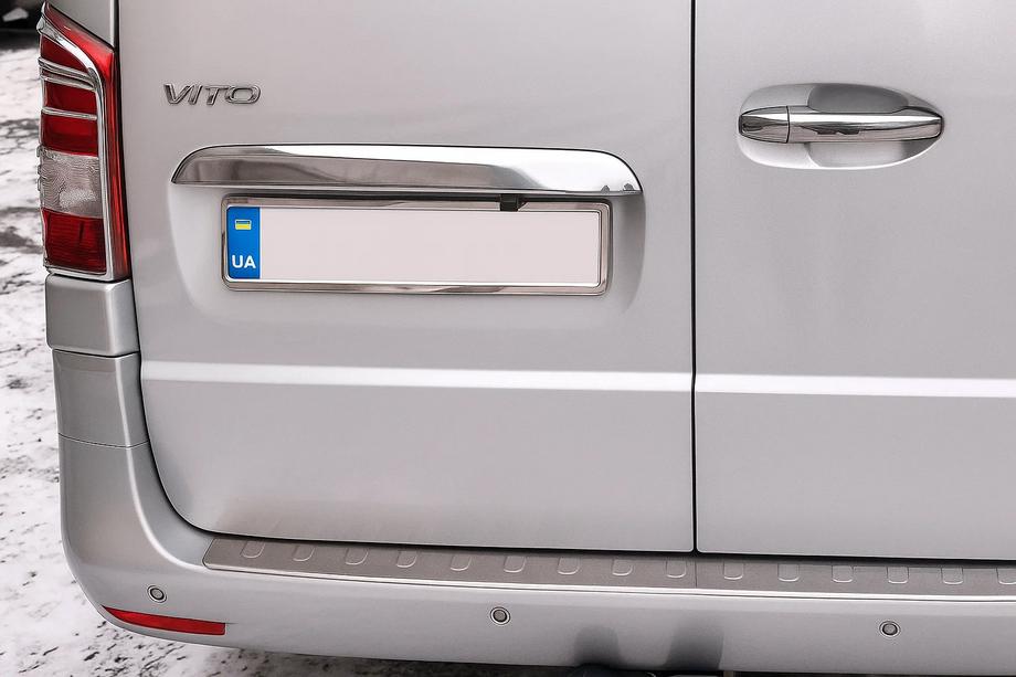 Mercedes Vito/V-class W447 2014- Modanatura cromata sopra targa 2 porte (acciaio inox) Image