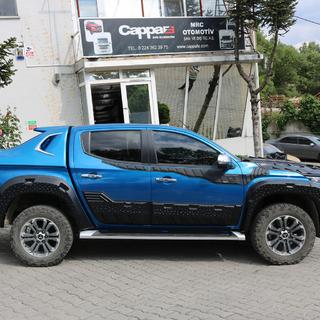 Modanature Superiori Porte 2019+ (6 pz, ABS) Mitsubishi L200 2015-2024 foto 3