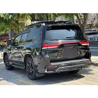 Kit carrozzeria facelift per LX600 foto 4