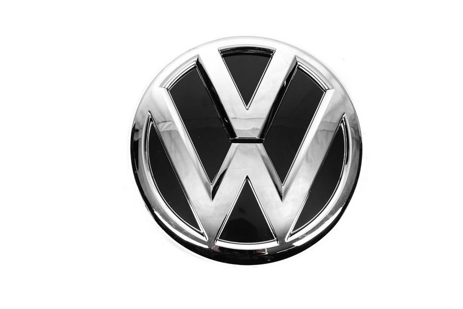 Volkswagen Polo 2010-2017 Emblema anteriore 6C0853600 (2015-2018, per HB) Foto 1