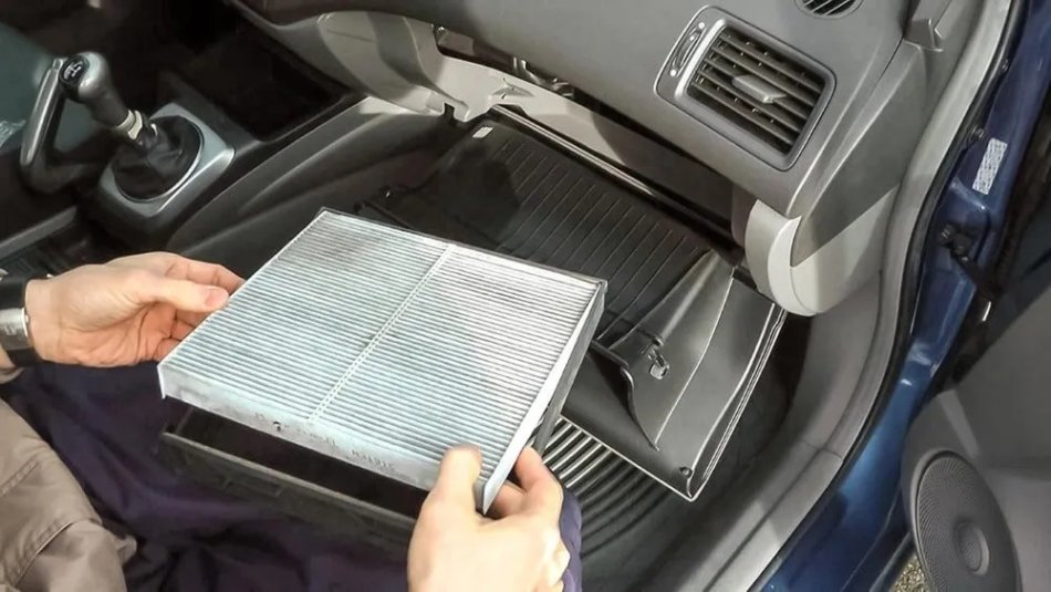 Quando va cambiato il filtro interno dell’auto?