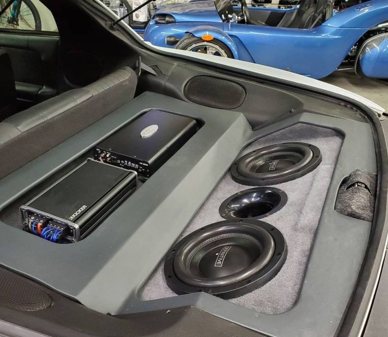Come scegliere un amplificatore audio per un’auto: suggerimenti e raccomandazioni