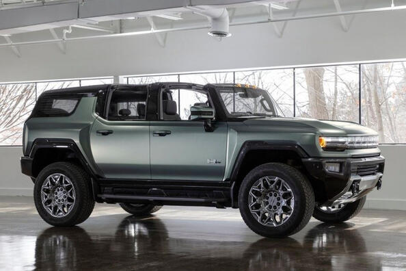 Recensione del SUV elettrico Hummer EV Foto 4