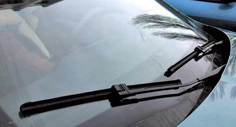 Come scegliere i tergicristalli per un’auto: guida e raccomandazioni