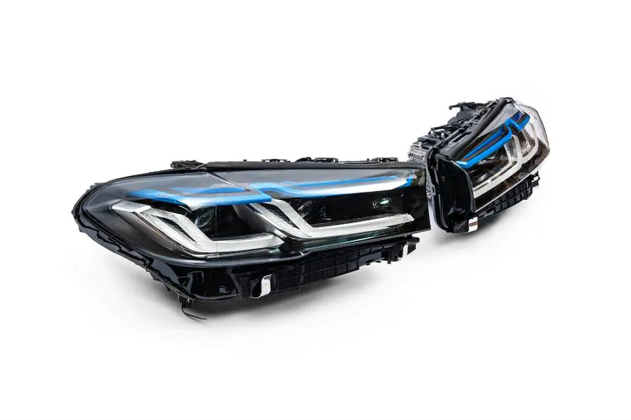 BMW Serie 5 G30/G31 2017–2023 Kit Restyling (in M-Tech 2021) Foto 25