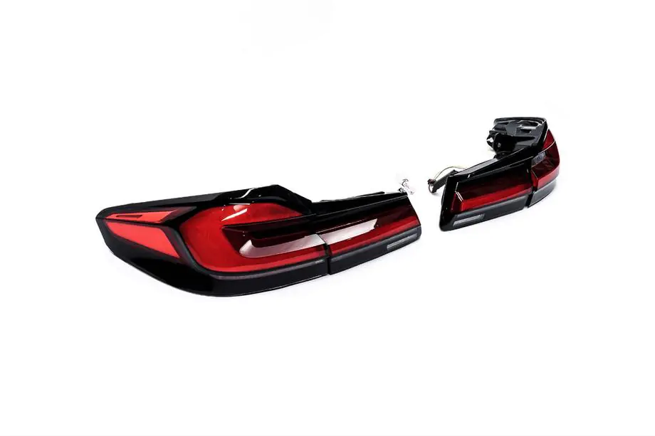 BMW Serie 5 G30/G31 2017–2023 Kit Restyling (in M-Tech 2021) Foto 28