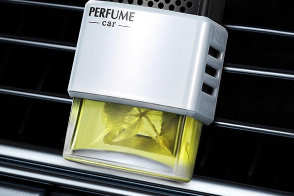 Come scegliere un aroma per l’interno dell’auto?