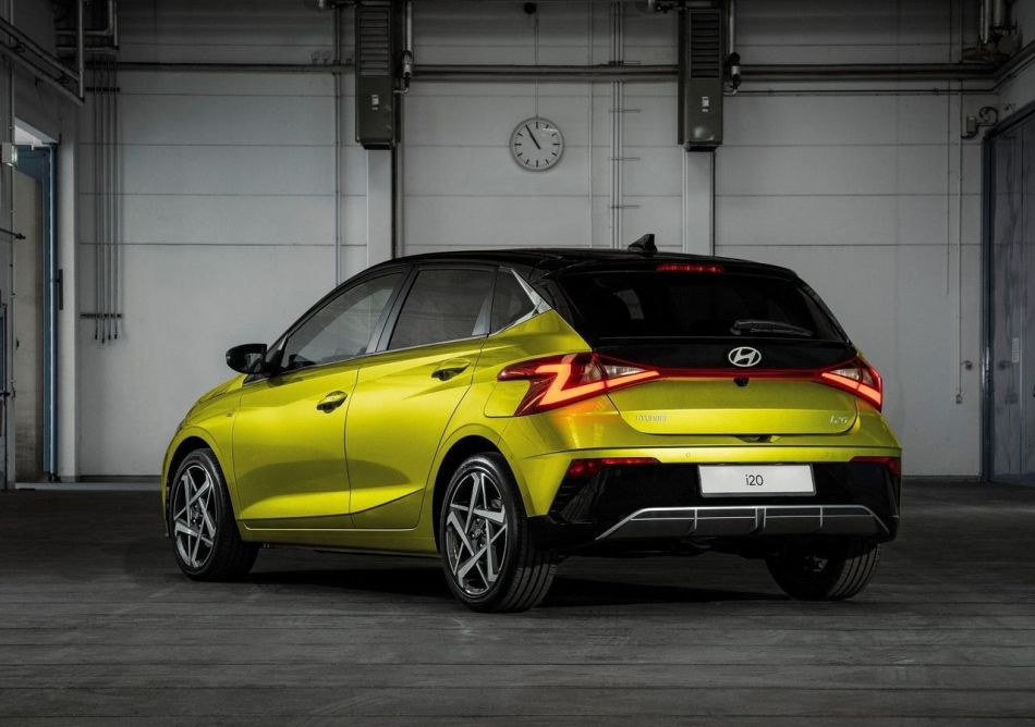 Revisione della berlina Hyundai i20 aggiornata