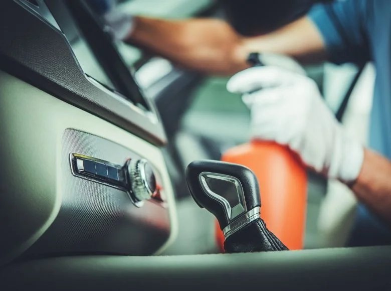 Come prendersi cura adeguatamente di un’auto?
