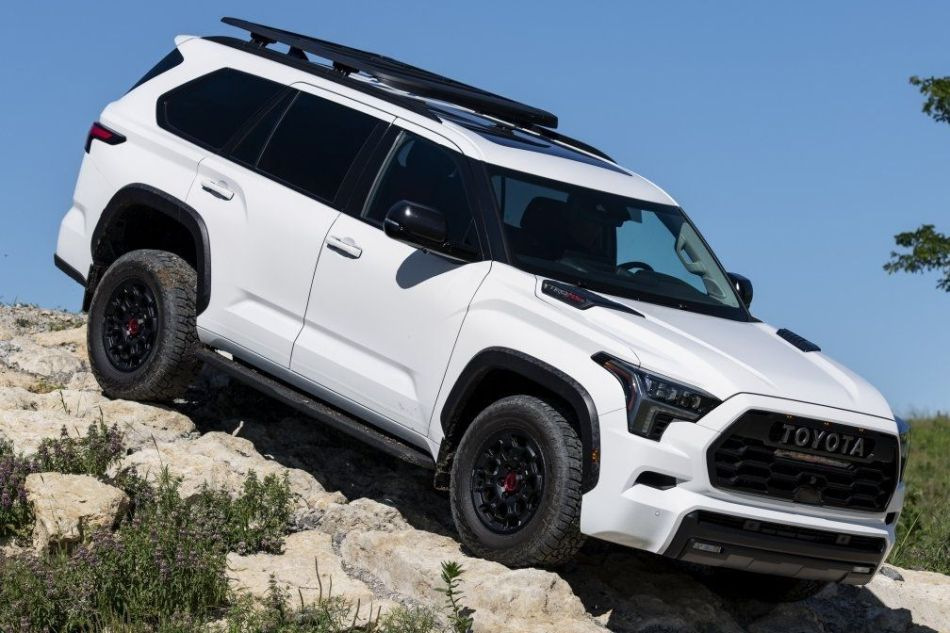La terza generazione del SUV Toyota Sequoia