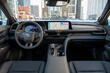 Recensione della berlina crossover Toyota Crown foto 5