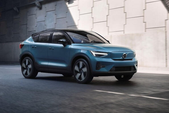 Recensione del crossover elettrico Volvo C40 Recharge