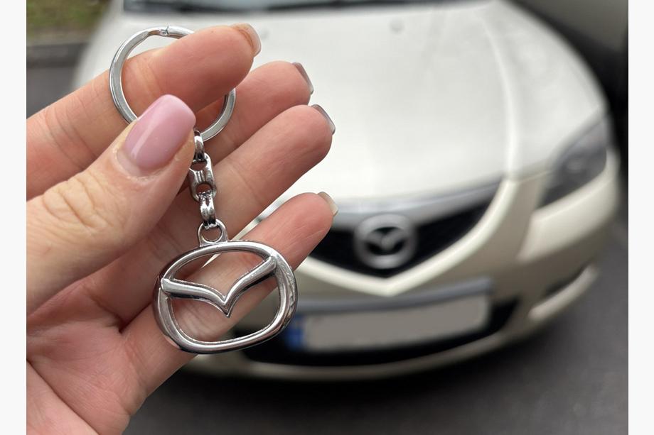 Mazda Portachiavi in metallo con logo Mazda Image