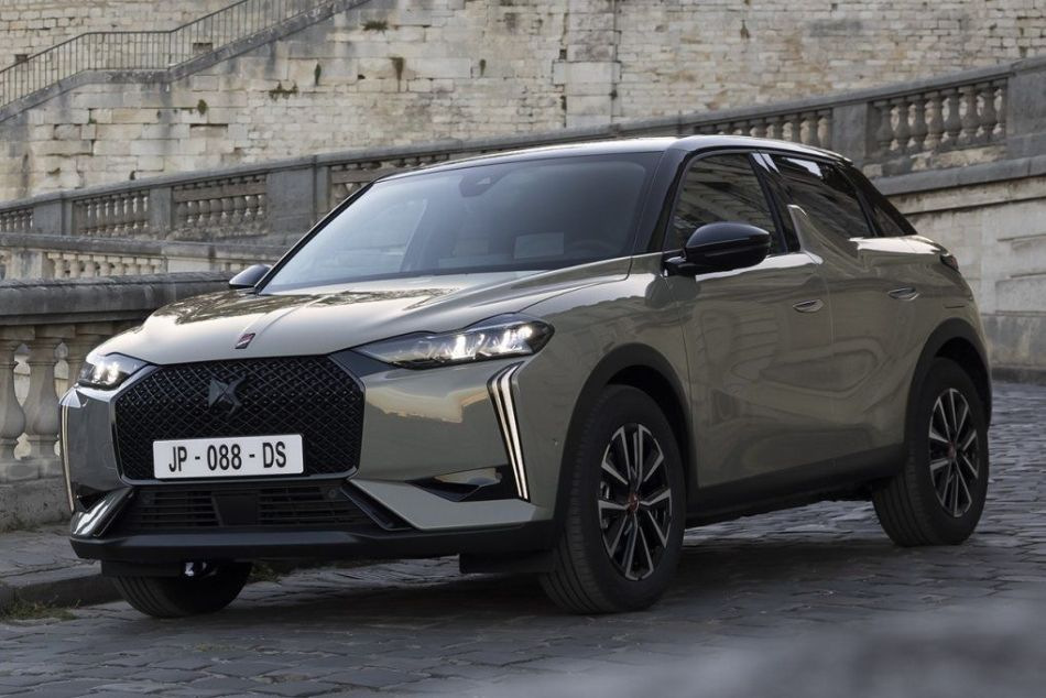Revisione del crossover compatto DS 3 aggiornato
