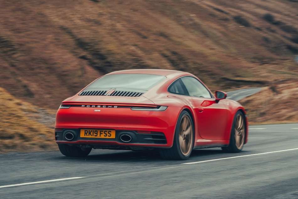 Porsche 911 Carrera: perfezionismo nei dettagli
