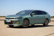 Revisione della station wagon Volkswagen Passat Variant della nuova generazione foto 1