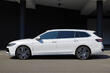 Revisione della station wagon Volkswagen Passat Variant della nuova generazione foto 3