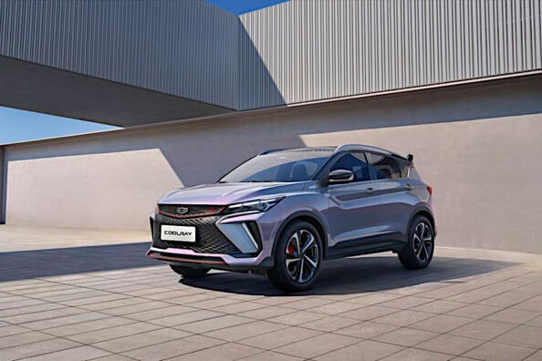 Revisione del crossover compatto compatto aggiornato Geely Coolray