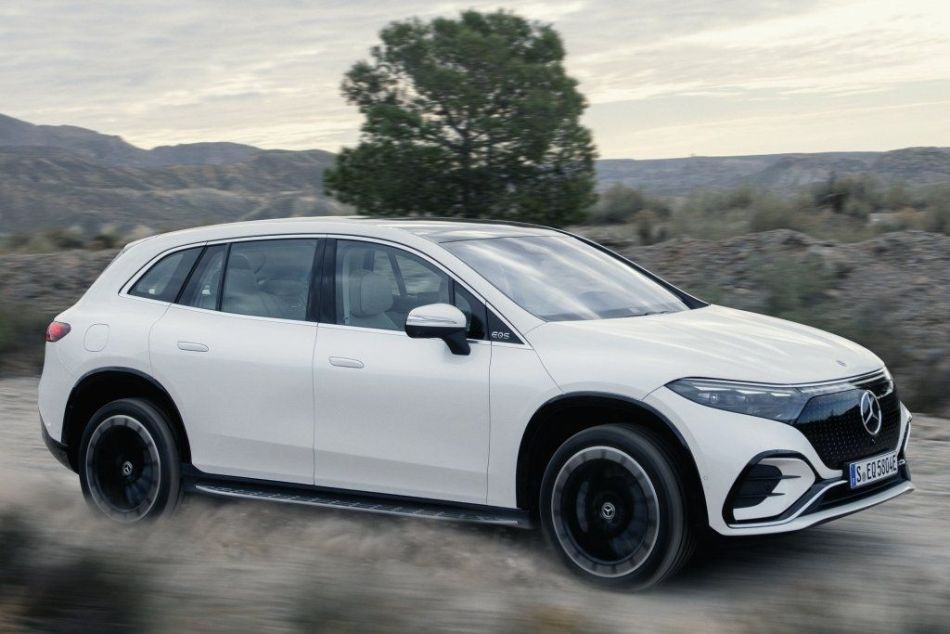 Recensione del crossover premium elettrico Mercedes-Benz EQS