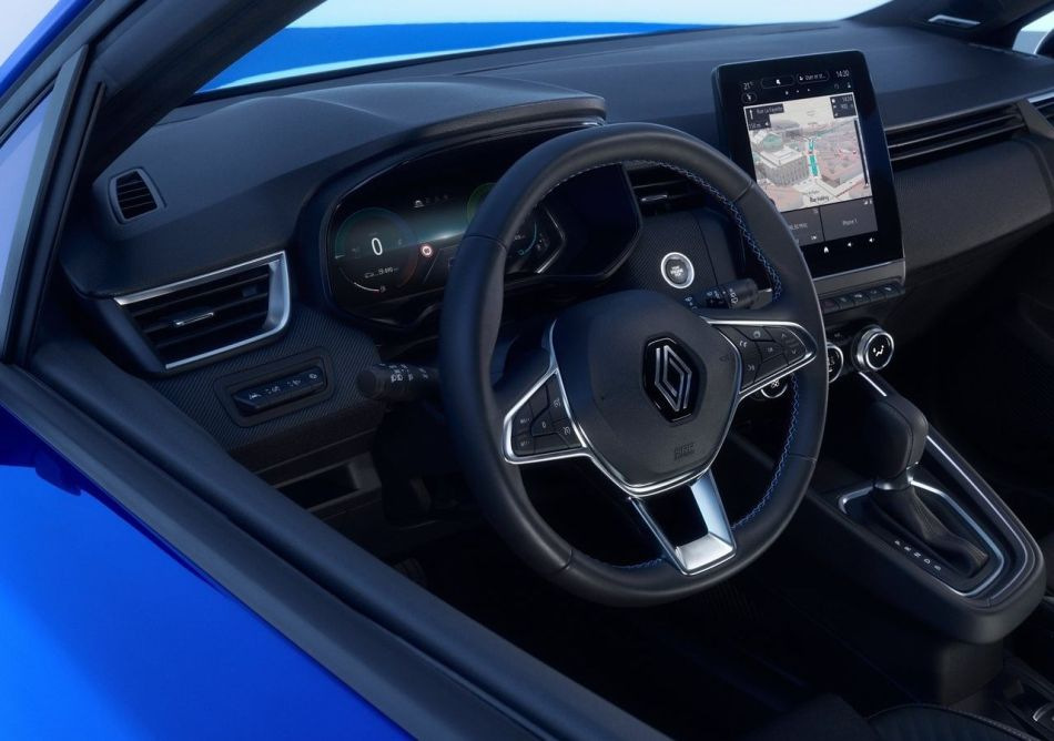 Revisione della berlina Renault Clio aggiornata