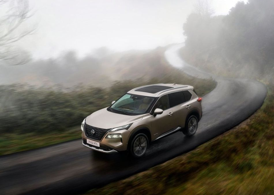 Revisione del crossover Nissan X-Trail di nuova generazione