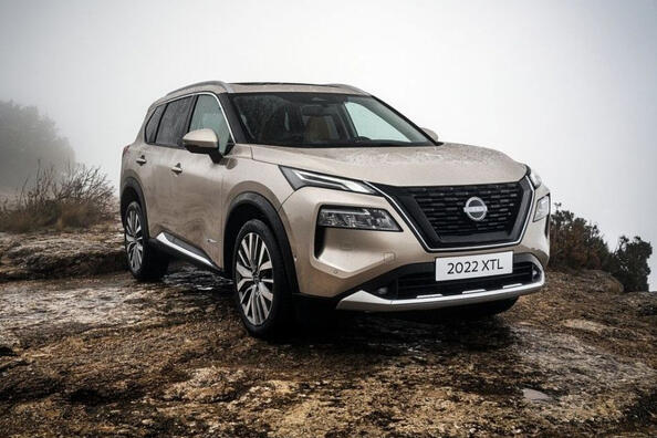 Revisione del crossover Nissan X-Trail di nuova generazione