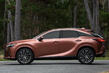 Revisione del crossover premium Lexus RX di quinta generazione foto 2