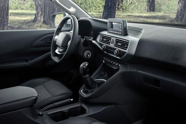 Recensione del pick-up Peugeot Landtrek a trazione integrale Foto 5