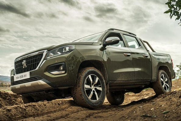 Recensione del pick-up Peugeot Landtrek a trazione integrale Foto 2