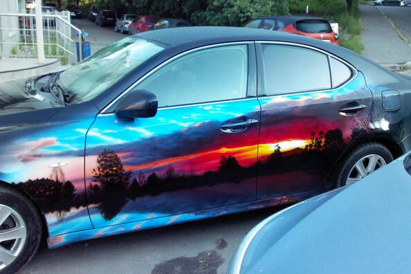Arte su ruote: tendenze ispiratrici dell’aerografo per auto Foto 1