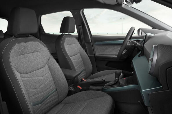 Panoramica del crossover compatto SEAT Arona aggiornato Foto 6