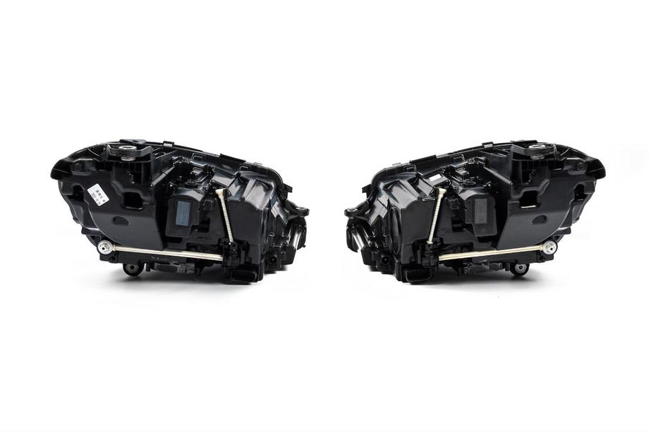 Mercedes E-class W213 2016-2023 Fari anteriori OEM 2016-2020 (2 pz, senza centraline, LED) Foto 4