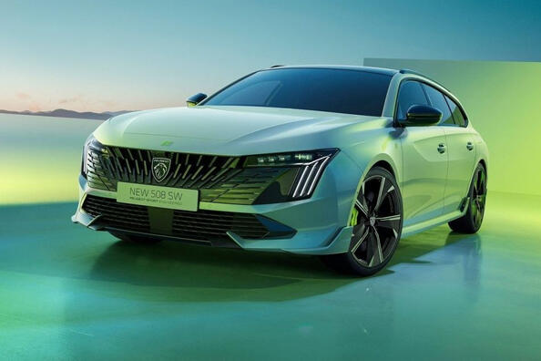 Revisione della station wagon Peugeot 508 SW aggiornata Foto 1
