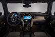 Panoramica della berlina elettrica compatta MINI Hatchback Electric foto 5