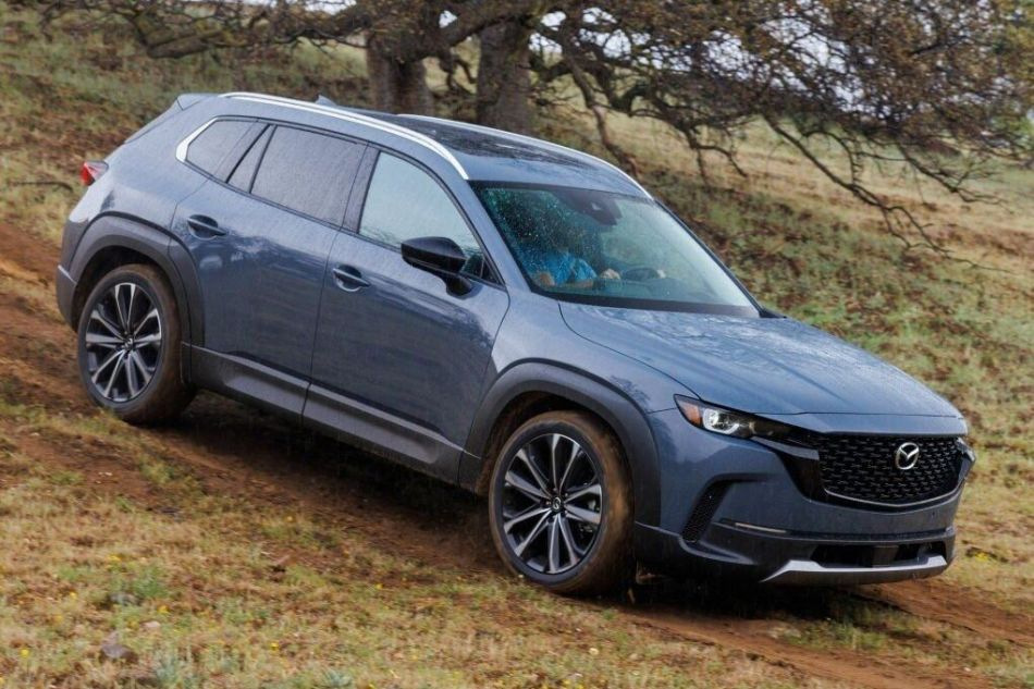 Revisione del crossover a trazione integrale Mazda CX-50