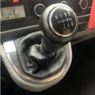 Cuffia cambio in pelle Volkswagen T6 2015-2024 foto 1