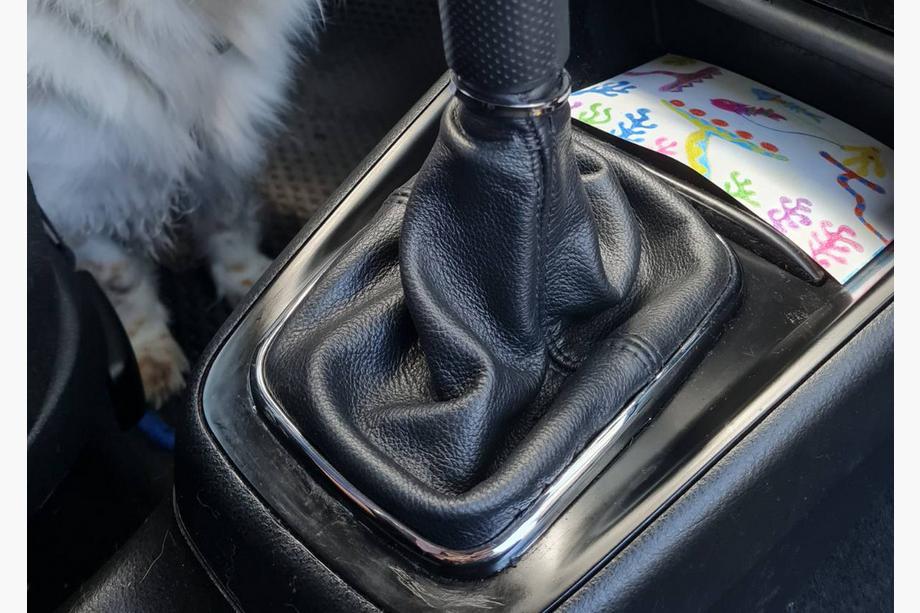 Volkswagen Golf 4 1997-2006 Cuffia Cambio in Pelle Image