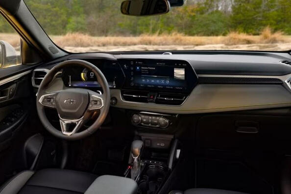 Chevrolet Trailblazer: un crossover aggiornato dal carattere americano Foto 5